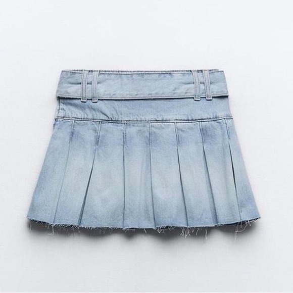 ZARA denim box pleat mini skirt size medium - Picture 4 of 8
